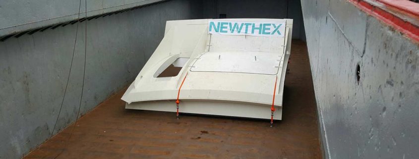 Newthex - delivers hull door by boat