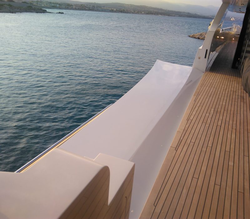 Newthex Folding Bulwark/Balcony