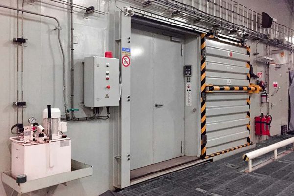 newthex-shell-door-navy-watertight-sliding-02