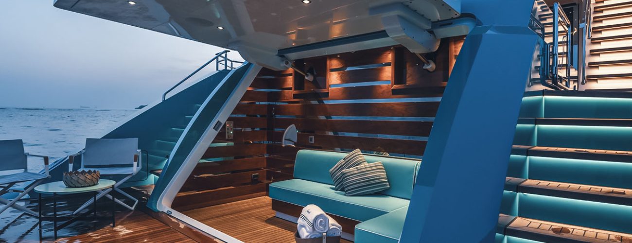 newthex-yachts-luxury-transom-door-hull-yacht-turquoiseyachts-jewel